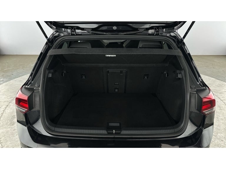  Volkswagen Golf 1.5 Tsi R Line Hatchback 5dr Petrol Manual Euro 6 s/s 130 Ps