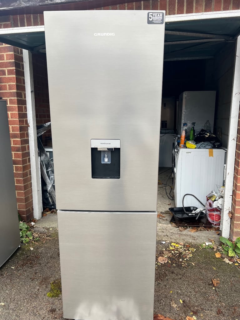 image for GRUNDIG Fridge freezer 