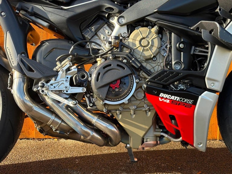 2024 Ducati Streetfighter SP2