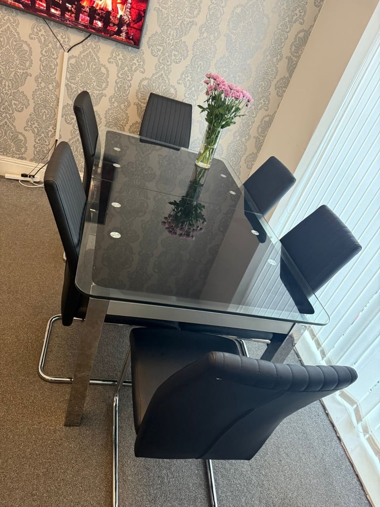Table with Chairs 
