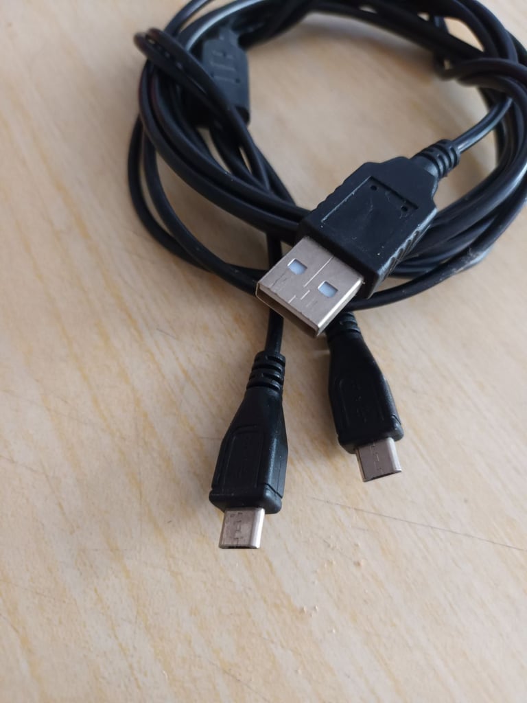 USB-A 2.0 Male to Dual Micro USB Male Cable 2m FREE LOCAL DELIVERY FARLINGTON