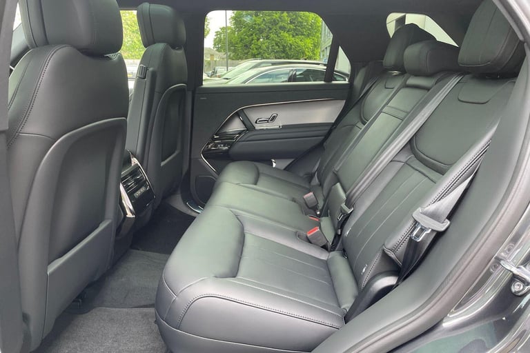 2025 Land Rover Range Rover Sport 3.0 D250 MHEV Edition SUV 5dr Diesel Auto 4WD Euro 6 (s/s) (250...