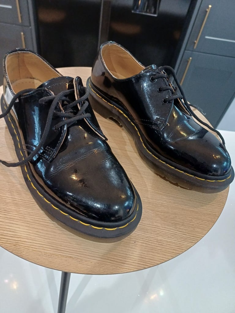 image for Dr Martens womens size 6 black patent leather shoes