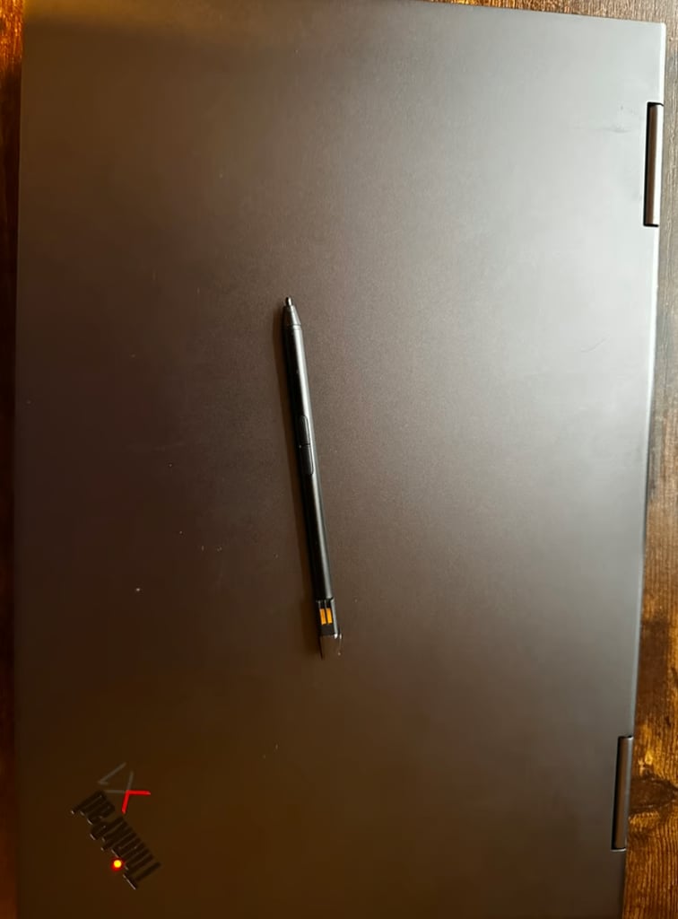 Lenovo laptop *Touch Screen* X1 Yoga 5th Gen, i7 4.9ghz, TBT3, Excel Cond, 16GB Ram, 512gb SSD