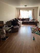 image for 2 bed for 3 (Colindale/Hendon)