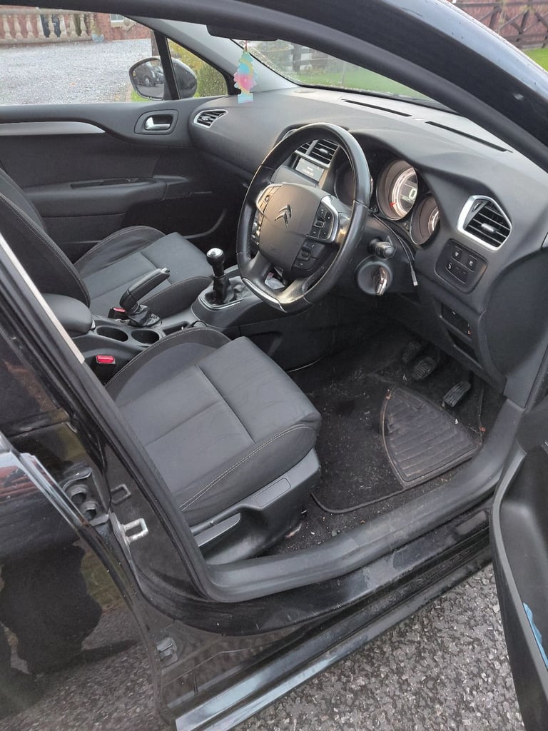 image for tow bar Citroen, C4, 2012, Manual, 1560 (cc), 5 doors