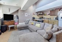spacious 2 Bedroom apartment in chorlton