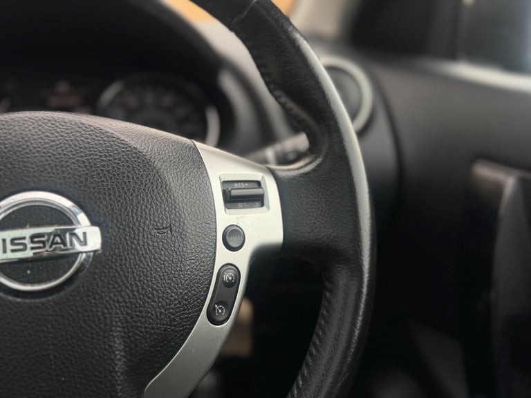 2013 Nissan Qashqai 1.6 dCi 360 5dr [Start Stop] HATCHBACK Diesel Manual