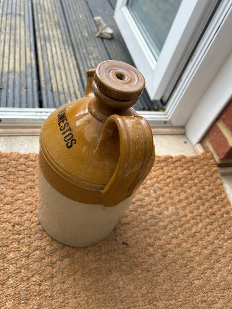 stoneware pot 1940