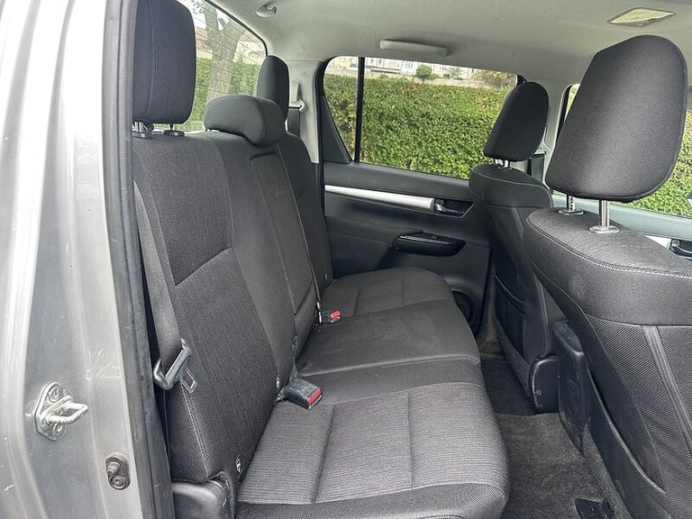 2020 Toyota Hilux D-4D Icon Pickup Diesel Manual