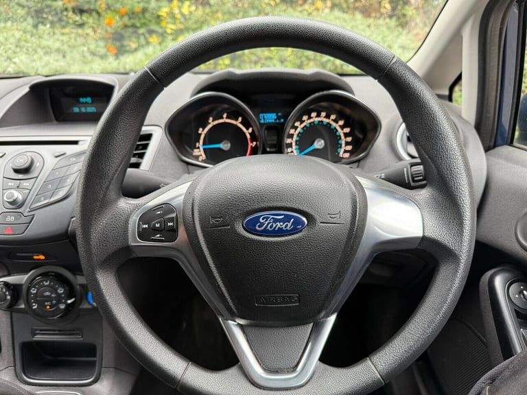 2014 Ford Fiesta 1.25 Style 5dr HATCHBACK PETROL Manual