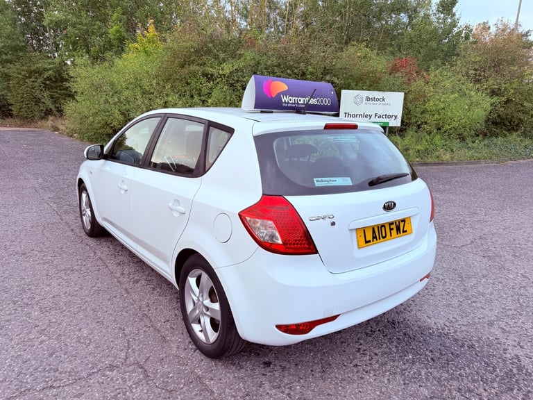2010 10 KIA CEED 2 1.6 PETROL MANUAL SMART FAMILY MOTOR OCTOBER 2026 MOT 