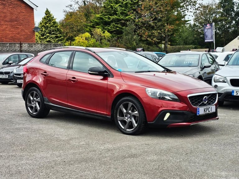 2014 Volvo V40 Cross Country 1.6 D2 Lux Nav Hatchback 5dr Diesel Powershift Euro 5 (s/s) (115 ps)...