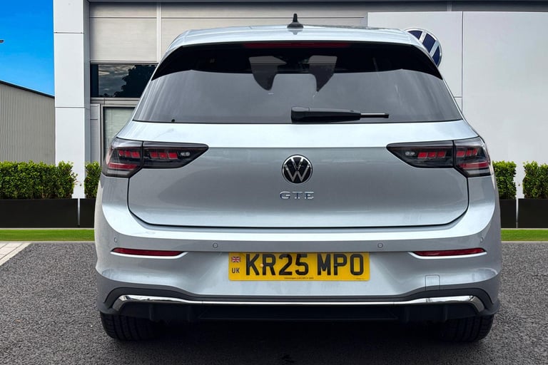 2025 Volkswagen Golf 1.5 TSI 272 GTE eHybrid 5dr DSG **HEADS UP DISPLAY + PAN ROOF** Hatchback PE...