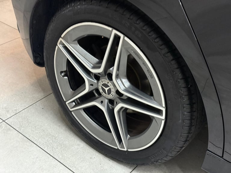 2019 Mercedes-Benz A-Class 1.5 A180d AMG Line (Executive) 7G-DCT Euro 6 (s/s) 5dr HATCHBACK Diese...