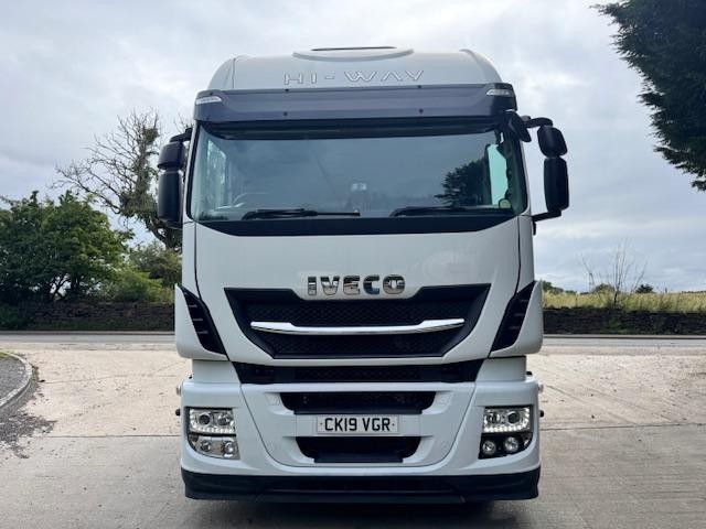 2019 19 Iveco Stralis 460 EURO 6 6x2 Hiab x-duo 148 4 extension crane 264,000KMS