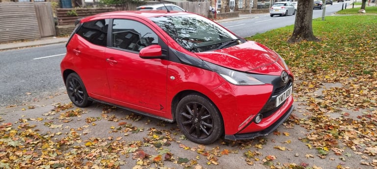 Toyota, AYGO, Hatchback, 2017, Semi-Auto, 998 (cc), 5 doors