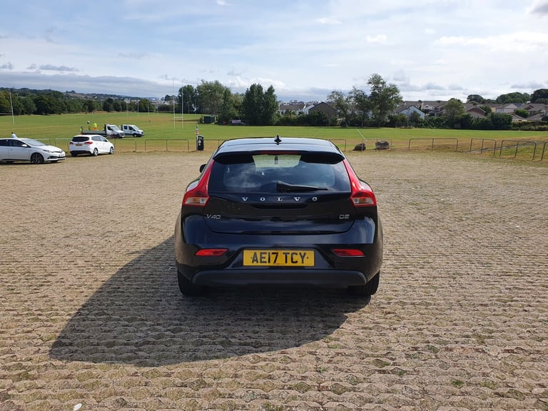 2017 Volvo V40 D2 [120] Momentum 5dr HATCHBACK Diesel Manual