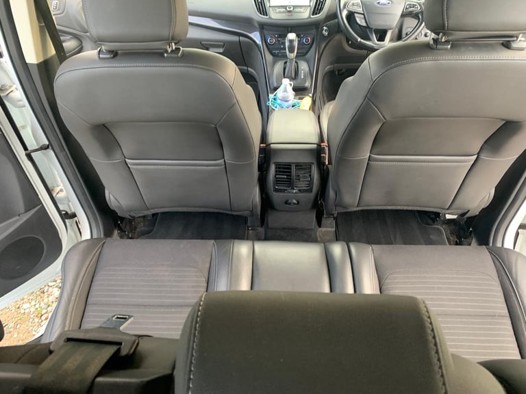 Ford, KUGA, Hatchback, 2017, Semi-Auto, 1498 (cc), 5 doors