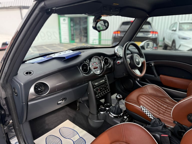 2008 Mini Convertible 1.6 Cooper Sidewalk 2dr Petrol