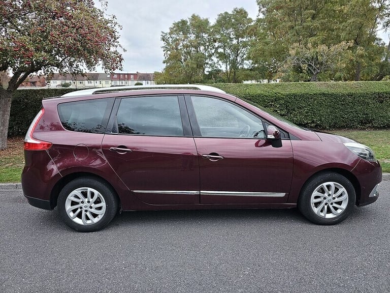 2015 Renault Grand Scenic 1.5 dCi Dynamique Nav 5dr MPV DIESEL Manual