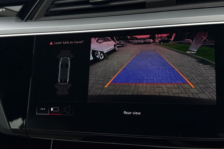 2022 Audi e-tron Sportback Technik 50 quattro 230,00 kW SUV ELECTRIC Automatic