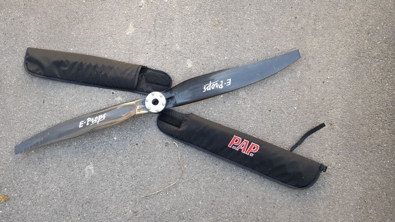 PAP Polini Thor 250 paramotor with spare E-Props