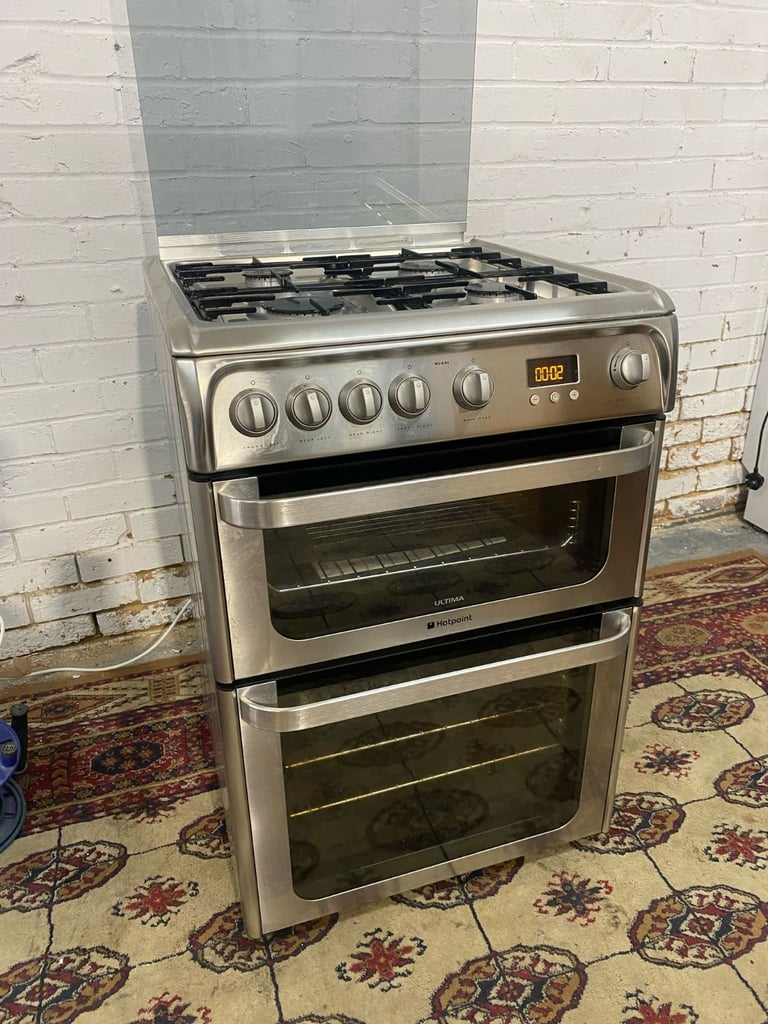 HotPoint Stainless Steel 60 CM Gas Cooker W