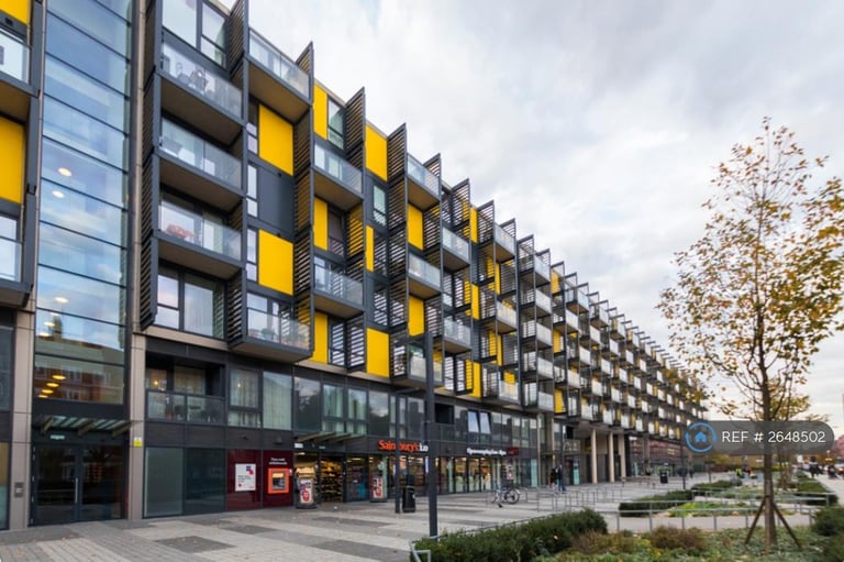 1 bedroom flat in Cranston Court, London, W12 (1 bed) (#2648502)