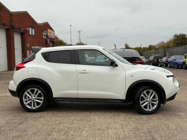 2011 Nissan Juke 1.6 Tekna Euro 5 5dr HATCHBACK Petrol Manual