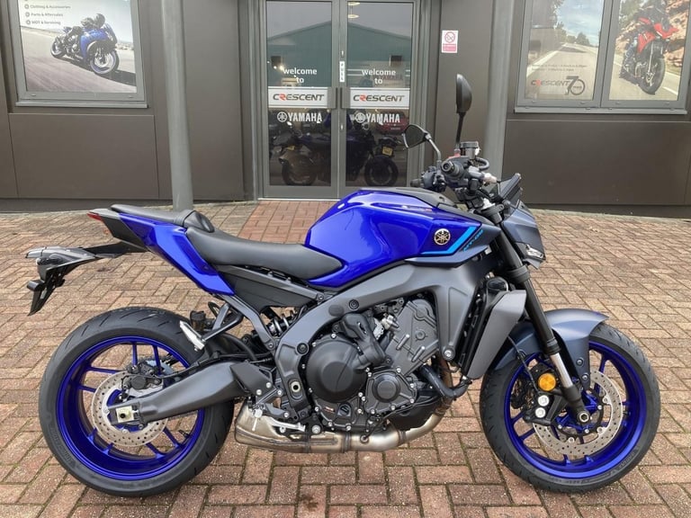 YAMAHA MT-09 Y-AMT - ICON BLUE - BRAND NEW - SAVE 500 AT CRESCENT YAMAHA!