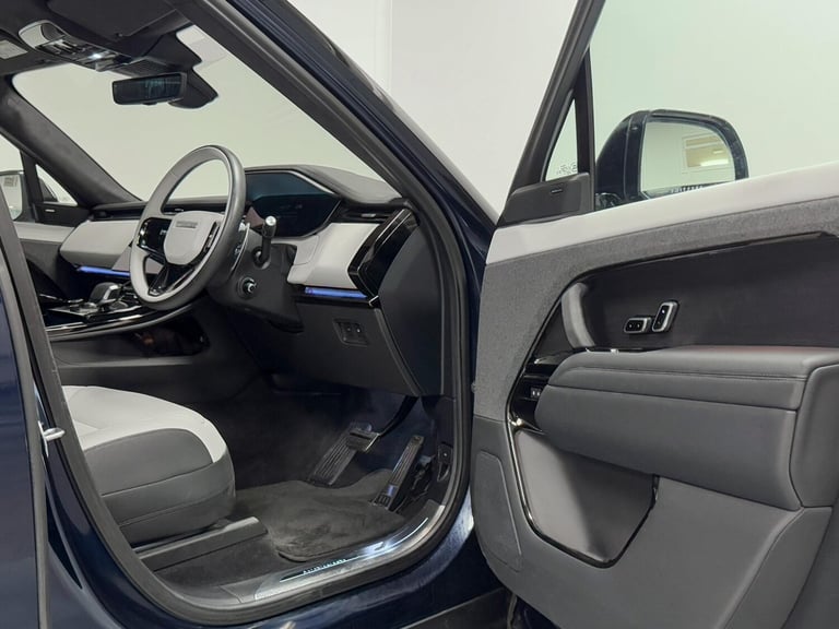2022 Land Rover Range Rover Sport 3.0 P510e 38.2kWh Autobiography SUV 5dr Petrol Plug-in Hybrid A...