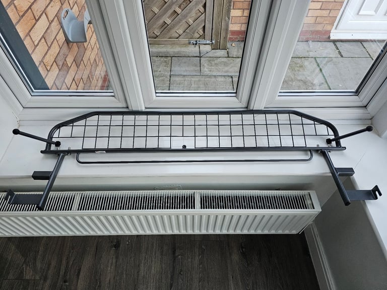 image for Nissan qashqai dog guard
