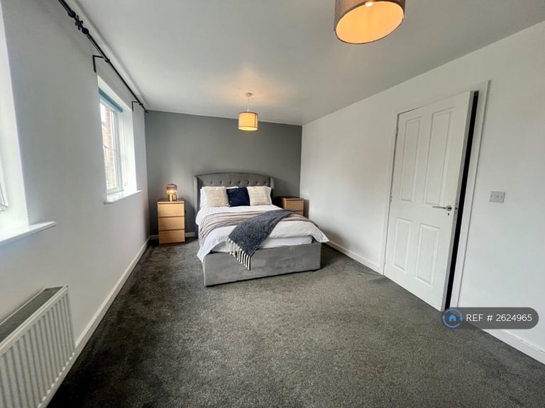 1 bedroom in Waggon Road, Leeds, LS10 (#2624965)