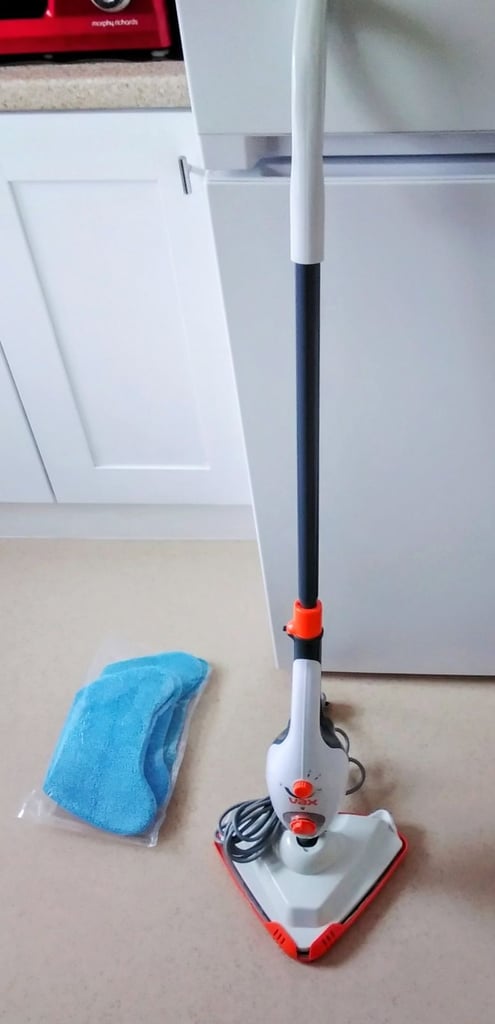 Vax steam cleaner £20