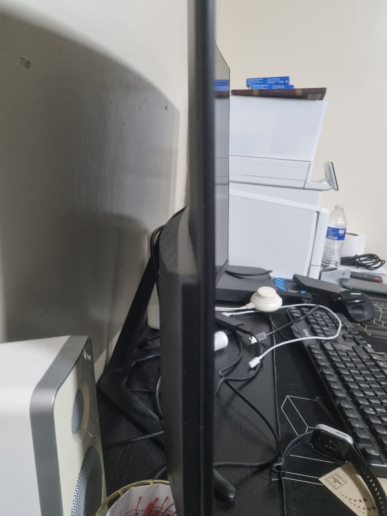 ACER 31.5" AMD FREESYNC Gaming