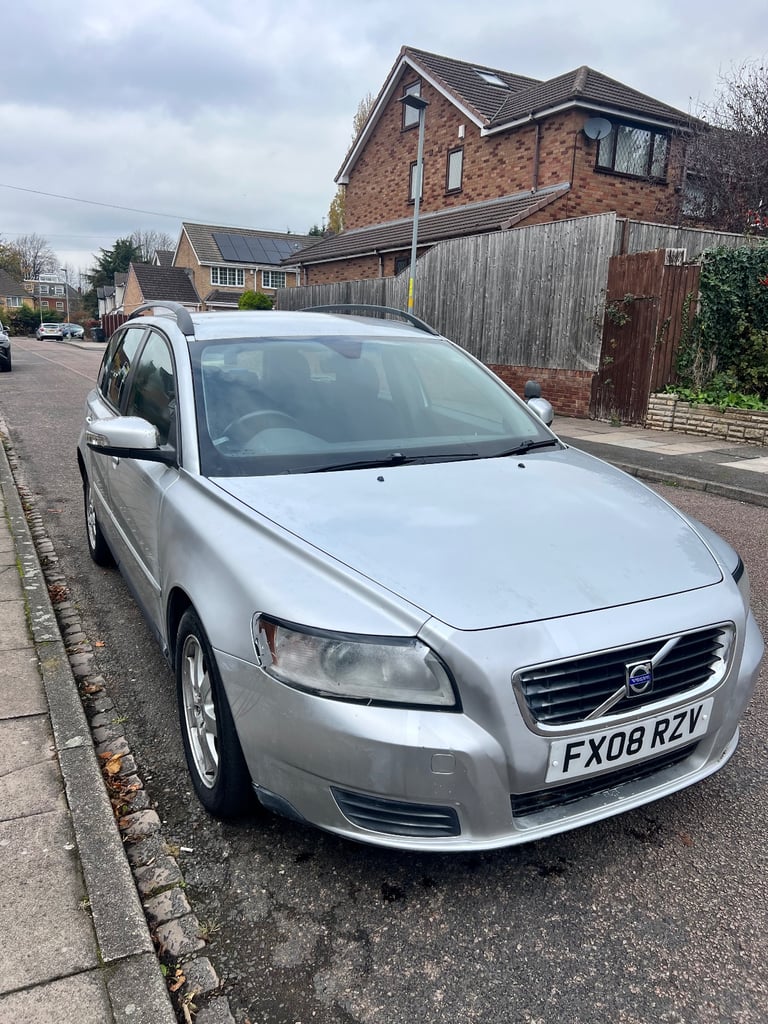 Volvo V50 2.0 Diesel Estate - Automatic