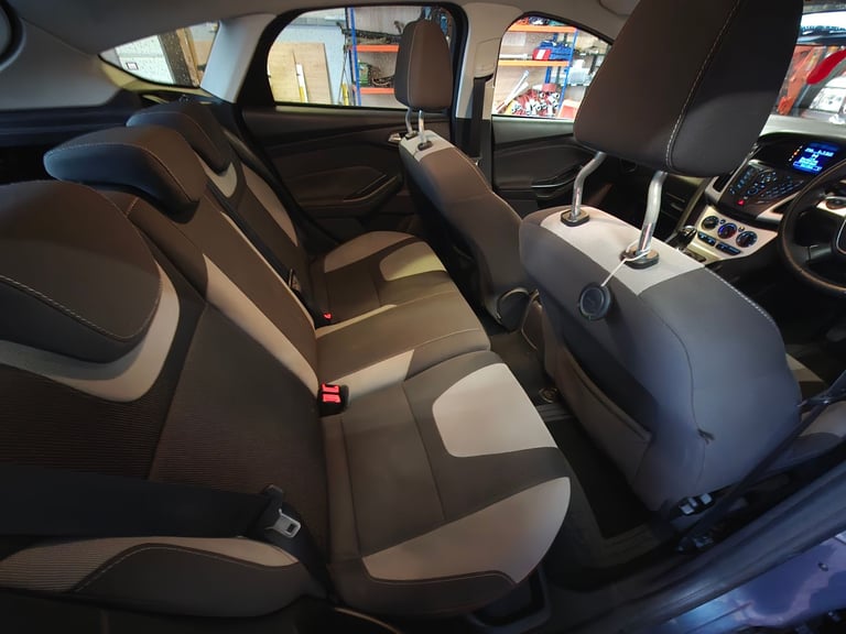 Ford, FOCUS, Hatchback, 2013, Manual, 1560 (cc), 5 doors