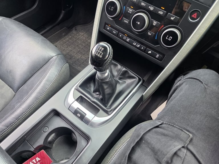 2016 Land Rover Discovery Sport 2.0 TD4 SE 5DR Manual Estate Diesel Manual