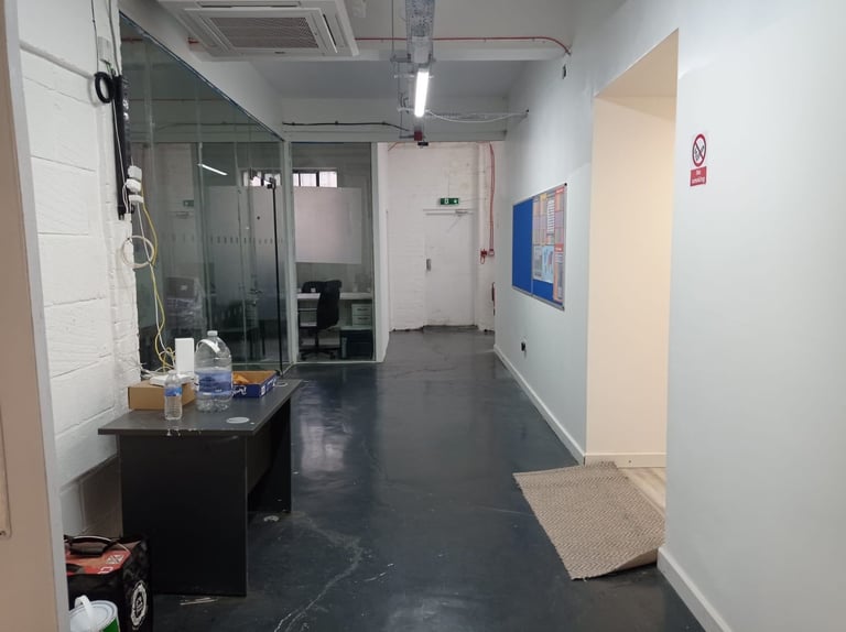 Three Office rooms available for rent( Between Whitechapel & Stephney Green) 
