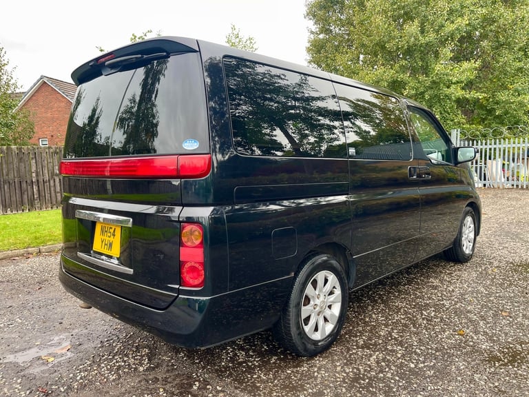 2016 Nissan Elgrand HIGHWAY STAR 3.5 V6 4WD PETROL MPV TWIN SUNROOF  MPV PETROL Automatic