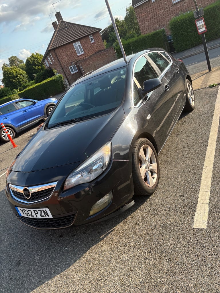 Vauxhall, ASTRA, Hatchback, 2012, Manual, 1598 (cc), 5 doors
