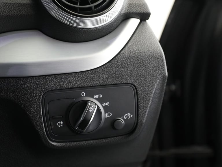 2024 Audi Q2 35 TFSI S Line 5dr S Tronic ESTATE PETROL Automatic