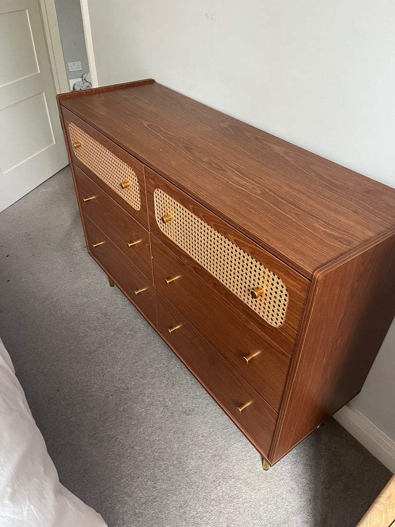 Mid century chest of drawers