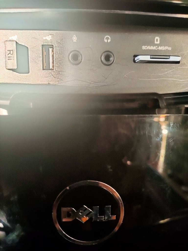 Dell iNSPIRON 600, i5, 8GB, 256 SSD, Nvidia, Win 11