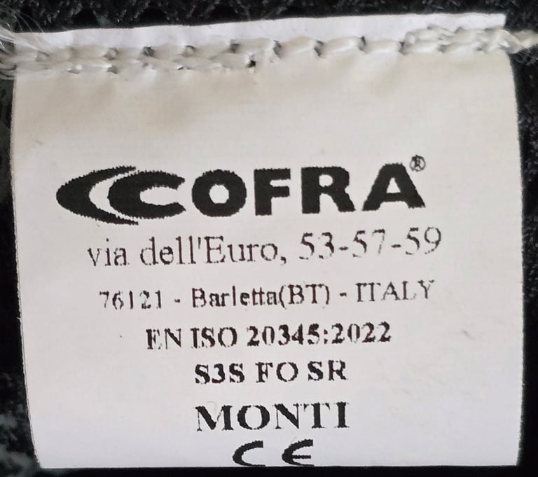 Brand new cofra monti safety trainers size 9