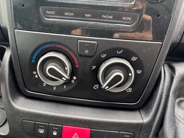 2018/18 PEUGEOT BOXER EX PATIENT TRANFER VEHICLE EURO 6 ULEZ FREE PRICE IS + VAT