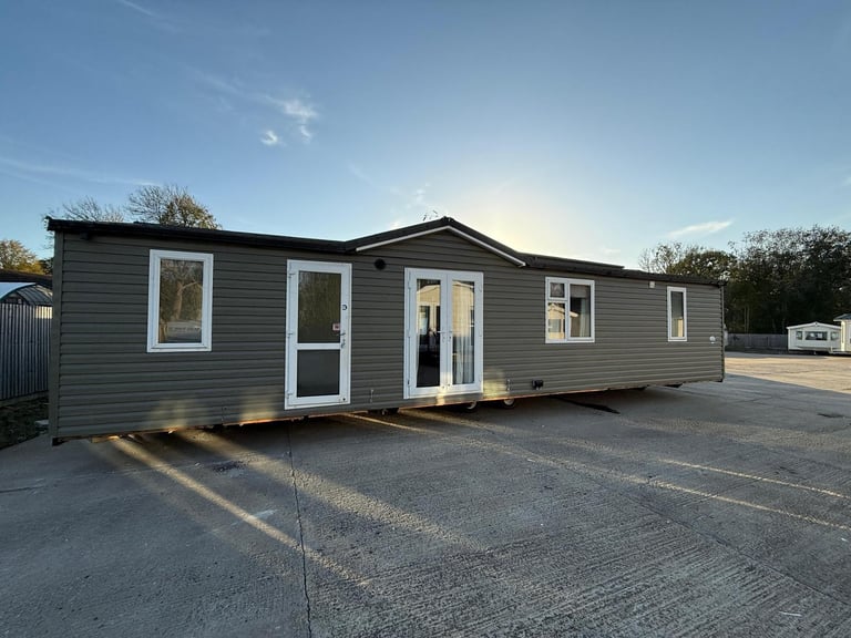 40x14ft 3 Bed Static Caravan - DG, CH, New Carpet - Offsite Sale for Own Land