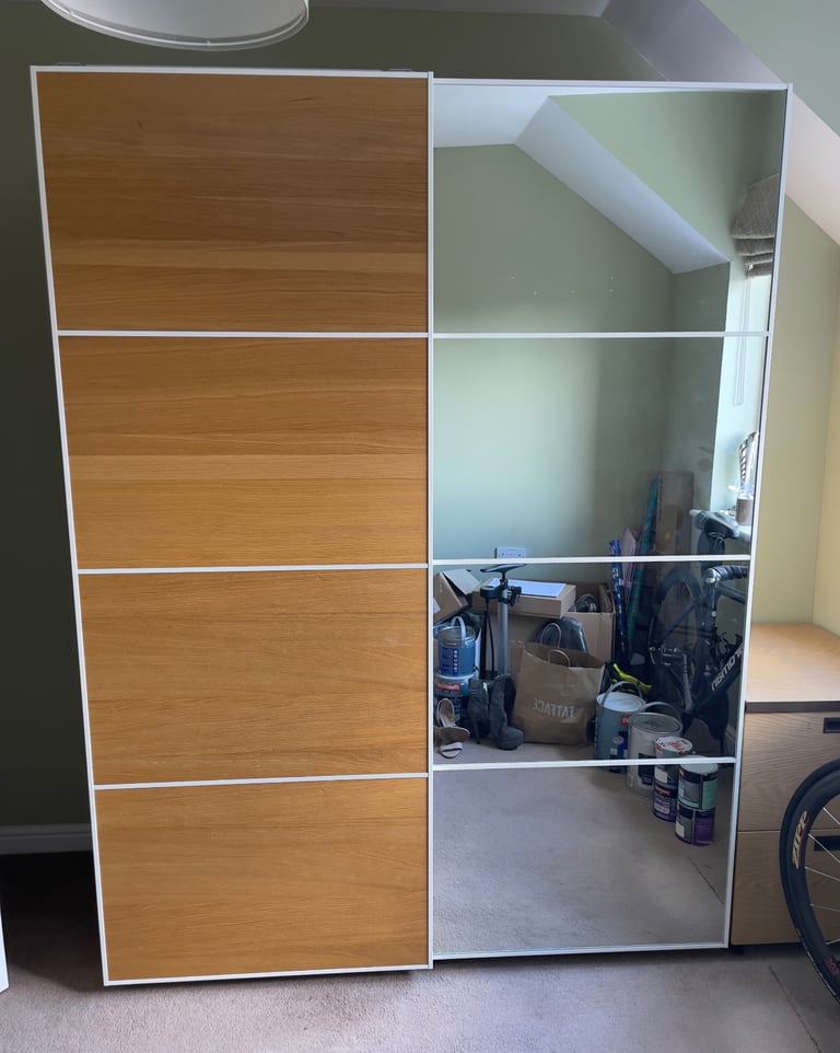 FREE DELIVERY 🥰🚚🥰IKEA PAX BROWN SLIDING MIRROR WARDROBE GREAT CONDITION 