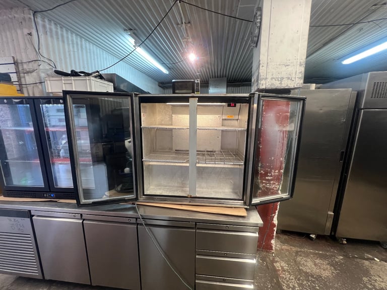 Commercial under-counter glass bar fridge for restaurant bar cafe shop 